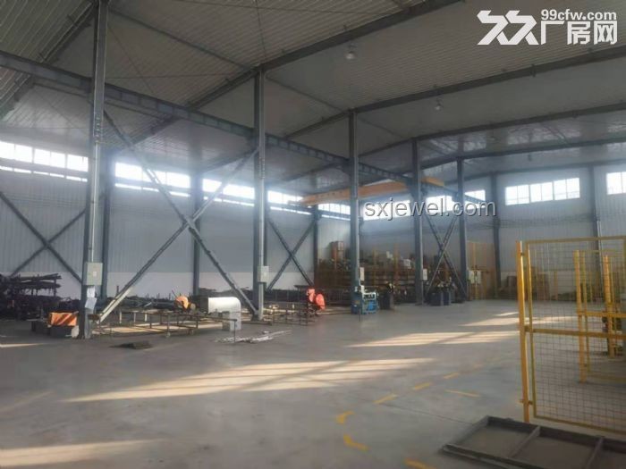 厂房油桶“漂移”大师：技艺背后的行业深度解析